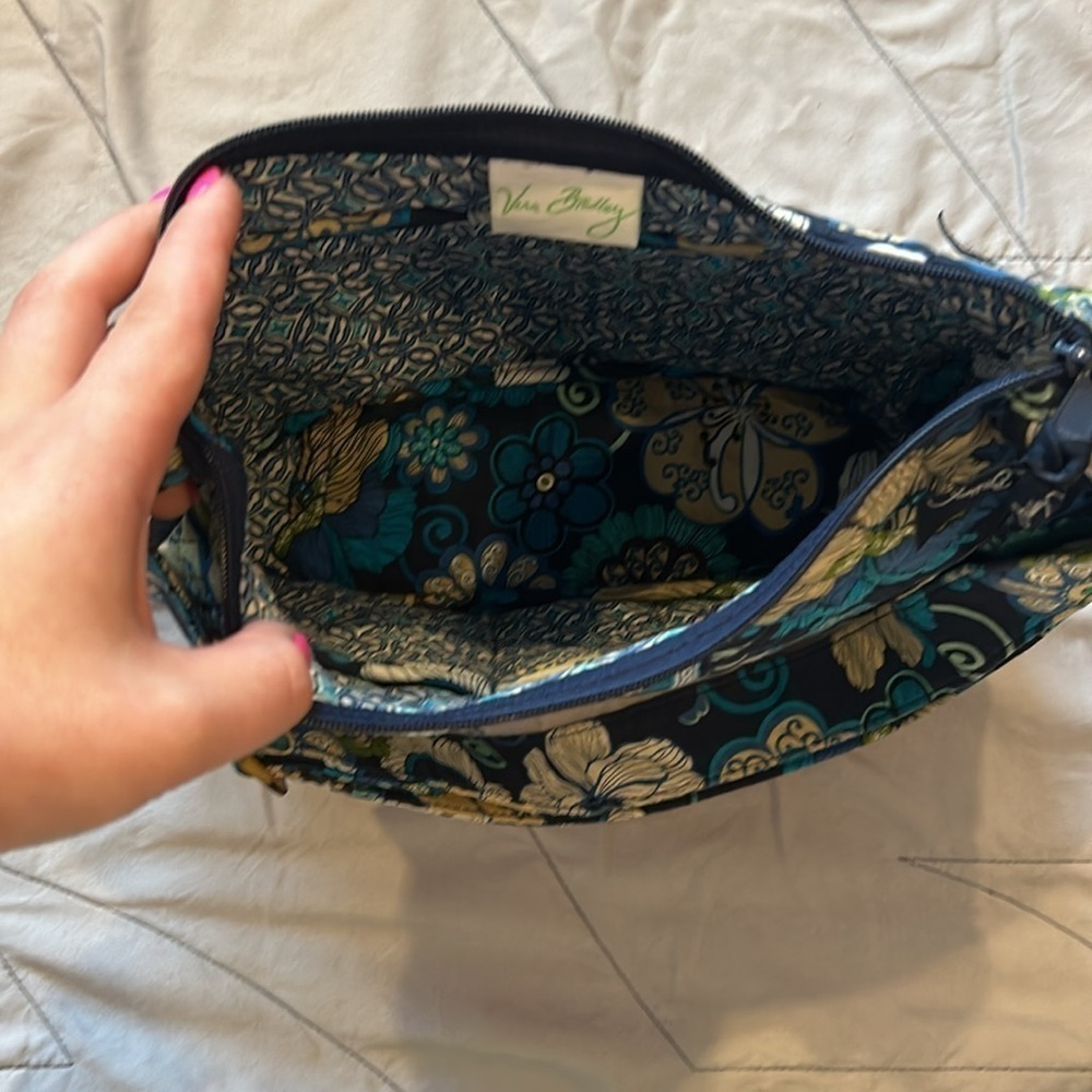 Vera Bradley Blue Floral Print Shoulder Bag Pattern with Matching Pencil Case - Picture 6 of 12
